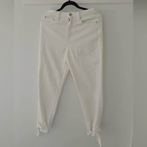 Alice + Olivia White Women Jeans - Picture 4 of 8